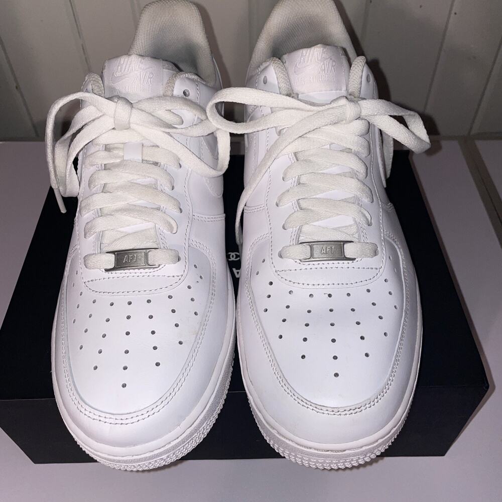 Nike Men's Air Force 1 Low Athletic Shoes Triple White CW2288-111 Lot Size 11